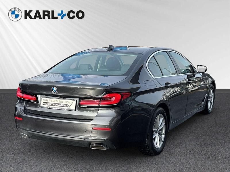 Usata BMW 530 Efficient Dynamics 252 CV (185 kW) 2023 Grigio Berlina