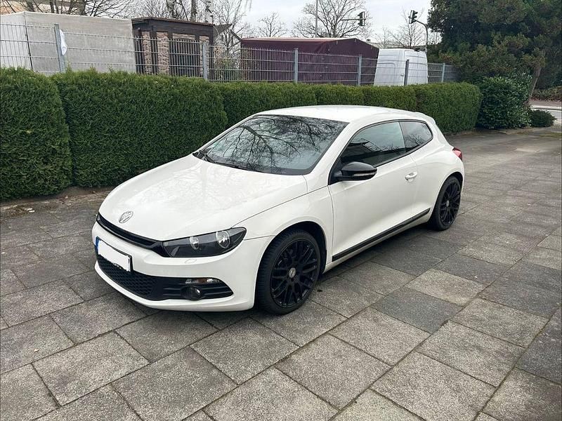 Gebraucht VW Scirocco 200 PS (147 kW) 2009 Weiß Coupé