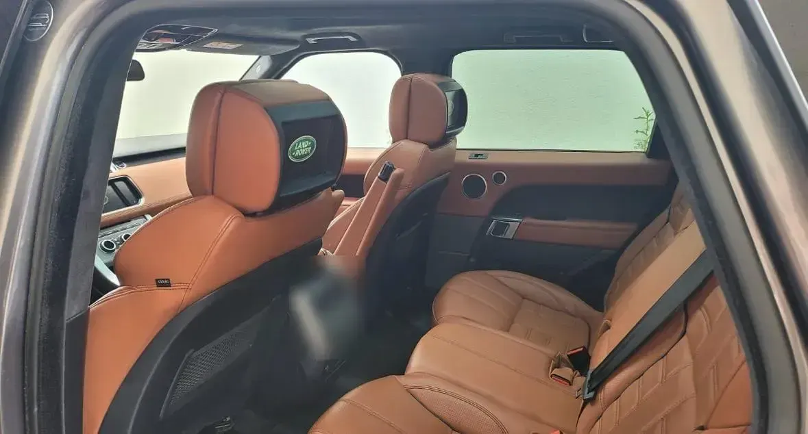 Gebraucht Land Rover Range Rover SVR 306 PS (225 kW) 2016 Grau SUV