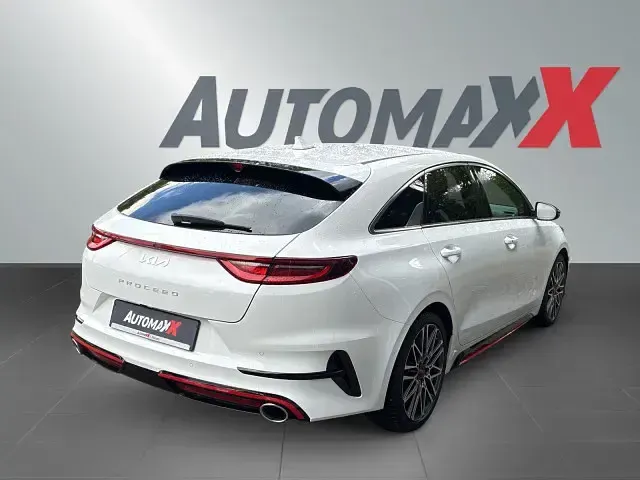 Gebraucht Kia ProCeed GT GT 204 PS (150 kW) 2024 Weiß Kleinwagen