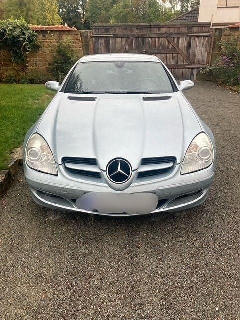 Gebraucht Mercedes SLK200 163 PS (119 kW) 2007 Silber Cabrio