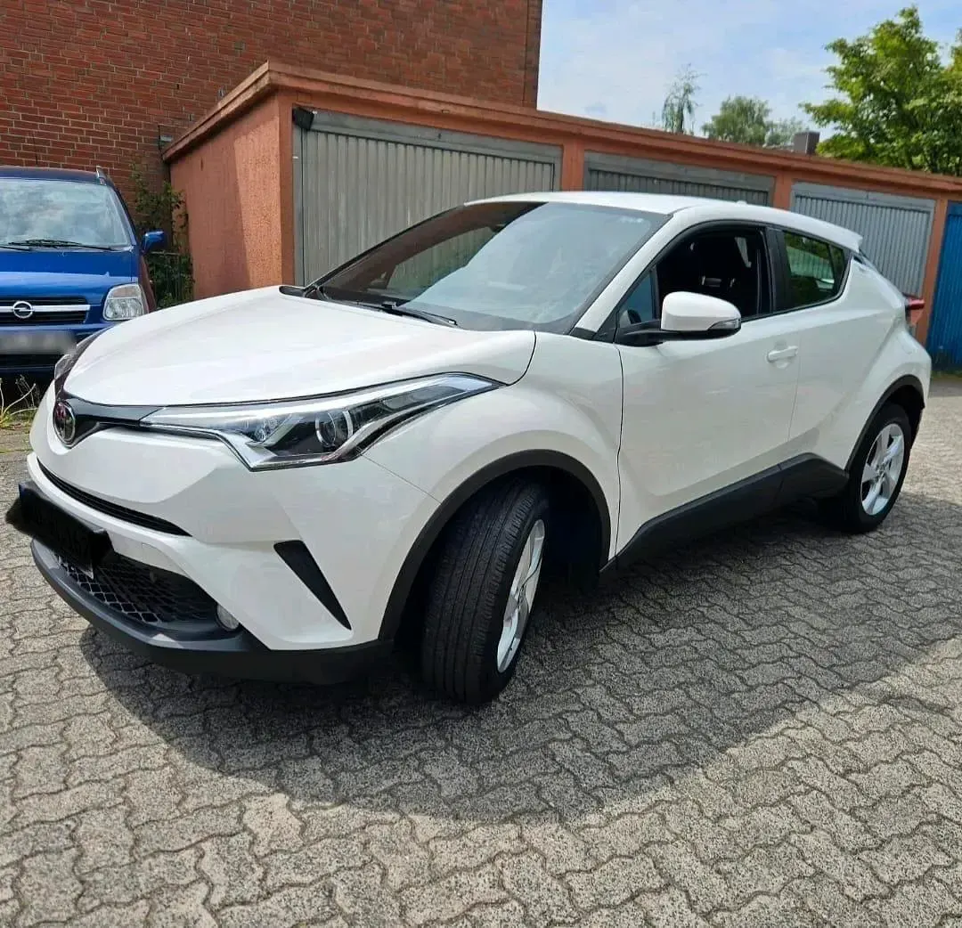 Gebraucht Toyota C-HR 116 PS (85 kW) 2019 Weiß SUV
