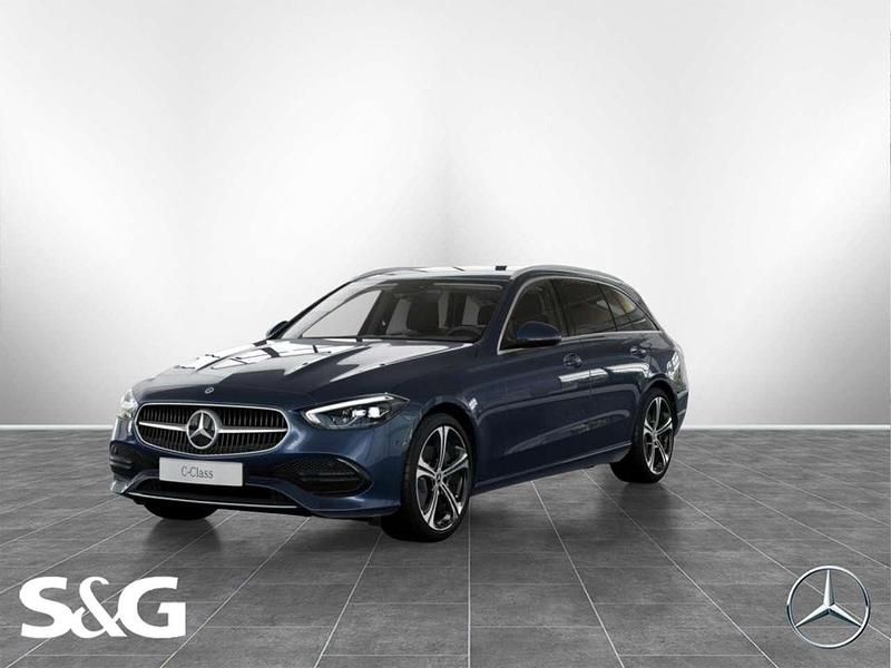 Metalliclack sodalithblau Gebraucht 2024 Mercedes C220 Avantgarde Kombi | 39.990 € (Fairer Preis) - Bild 1/4