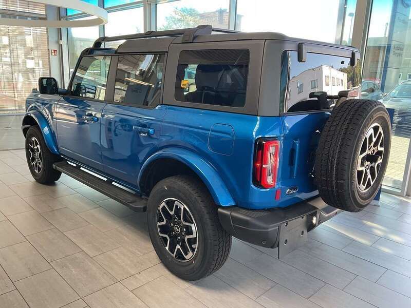 Gebraucht Ford Bronco Outer Banks 334 PS (245 kW) 2023 Velocity blue metallic blau SUV