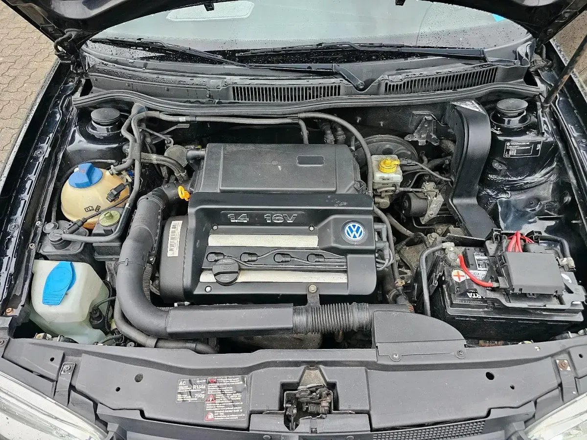 Gebraucht VW Golf IV 75 PS (55 kW) 2002 Schwarz Limousine