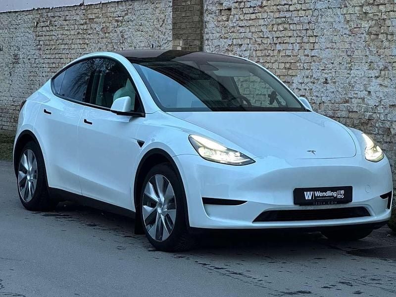 Gebraucht Tesla Model Y Standard Range 255 kW (347 PS) 2023 Weiß SUV