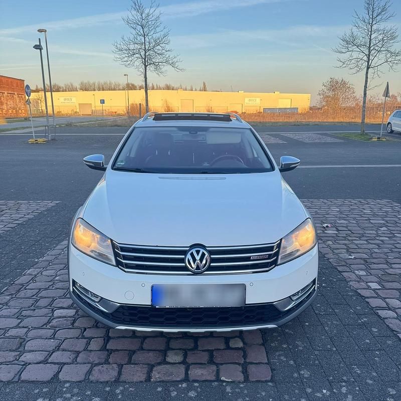 Gebraucht VW Passat Alltrack 118 PS (86 kW) 2012 Weiß Kombi