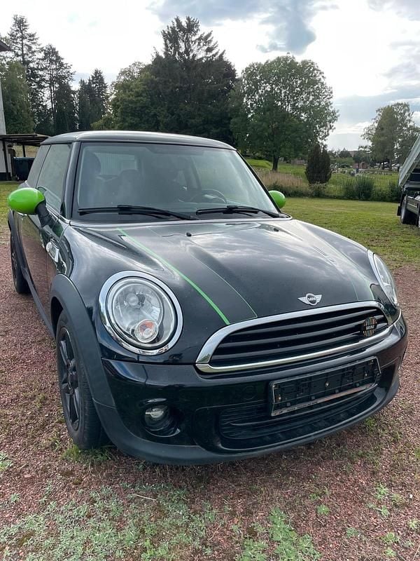 Gebraucht Mini ONE 98 PS (72 kW) 2014 Schwarz Kleinwagen