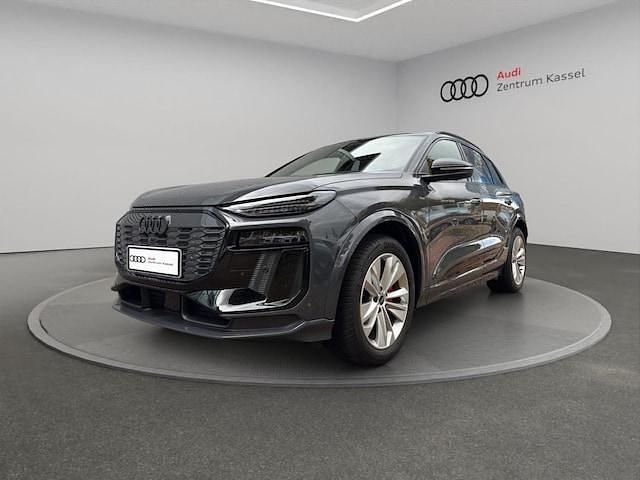 Gebraucht Audi Q6 e-tron Performance 225 kW (306 PS) 2025 Magnetgrau SUV