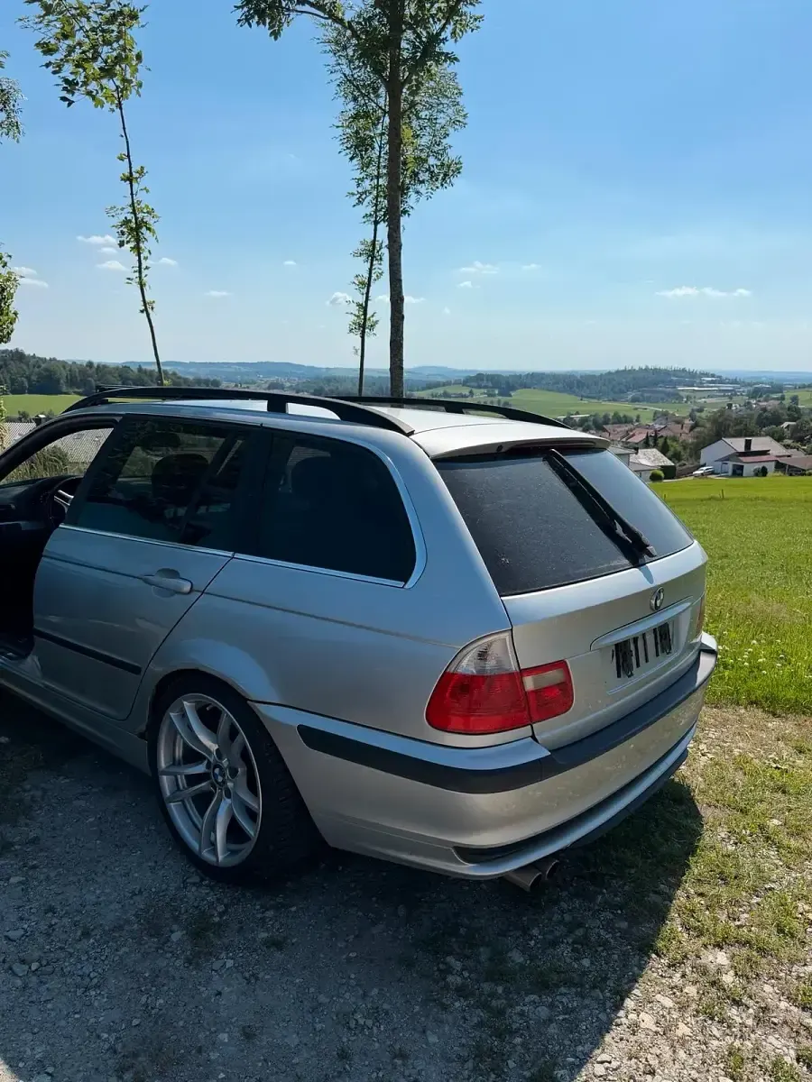 Gebraucht BMW 325 192 PS (141 kW) 2001 Silber Kombi