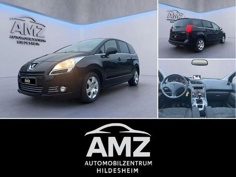 Schwarz Gebraucht 2012 Peugeot 5008 Family Van / Kleinbus | 7.900 € (Etwas zu teuer) - Bild 1/4