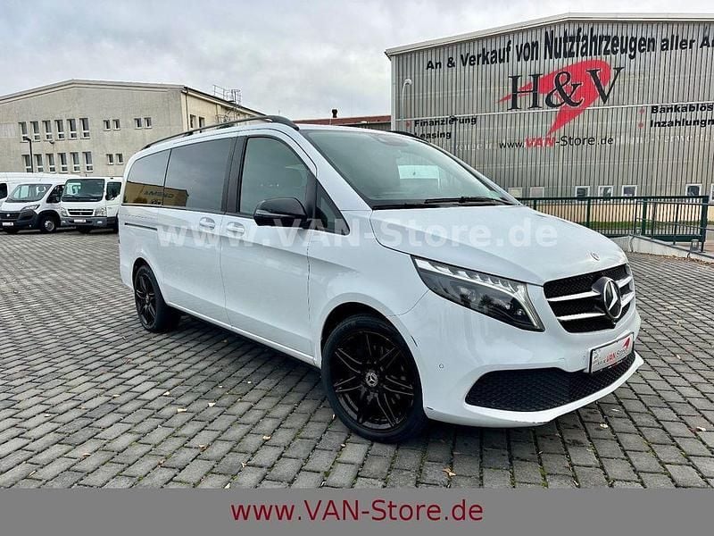 Gebraucht Mercedes V300 Night 237 PS (174 kW) 2022 Weiß Van / Kleinbus
