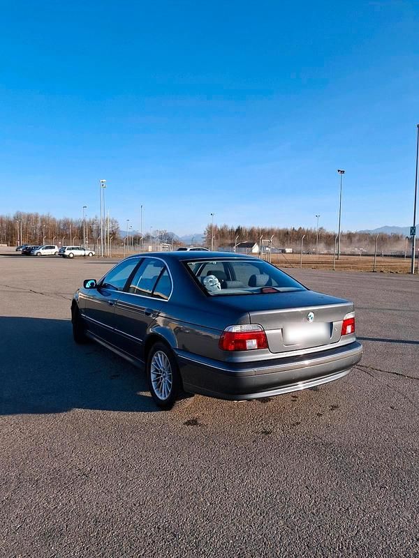 Gebraucht BMW 523 170 PS (125 kW) 1998 Grau Limousine