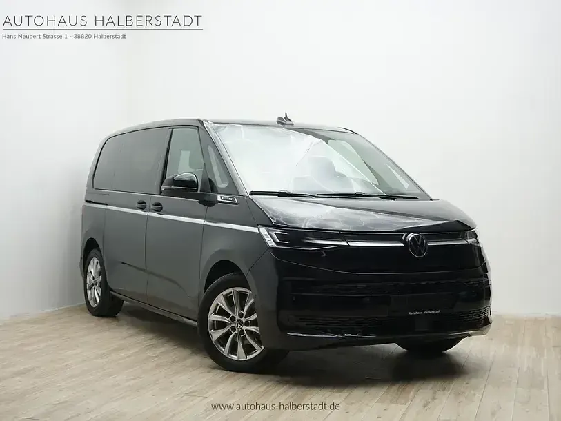 Usata VW Multivan Style 150 CV (110 kW) 2025 Nero Monovolume