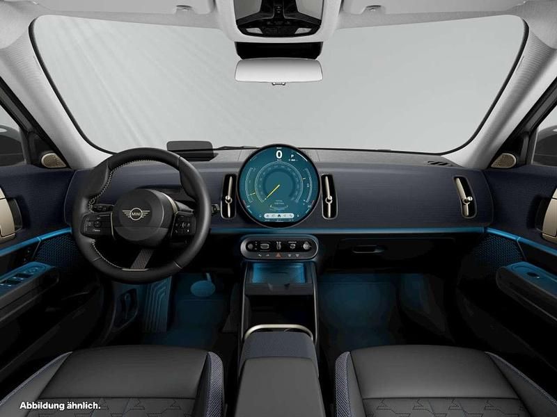 Second-hand Mini Cooper Countryman 170 CP (125 kW) 2024 Argintiu SUV