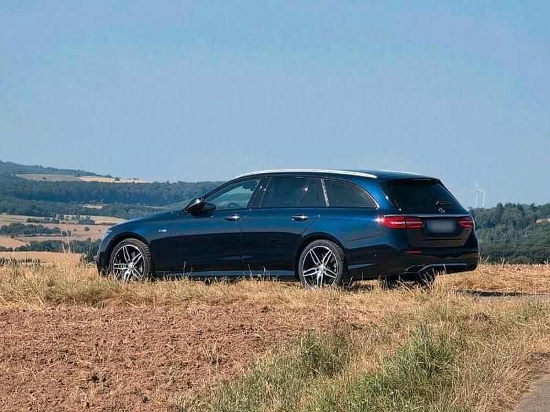 Gebraucht Mercedes E43 AMG AMG 401 PS (294 kW) 2017 Blau Limousine
