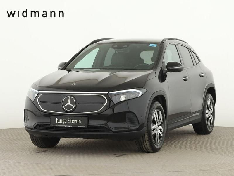Unilack nachtschwarz Gebraucht 2023 Mercedes EQA250 Electric Art SUV | 30.850 € (Guter Preis) - Bild 1/4