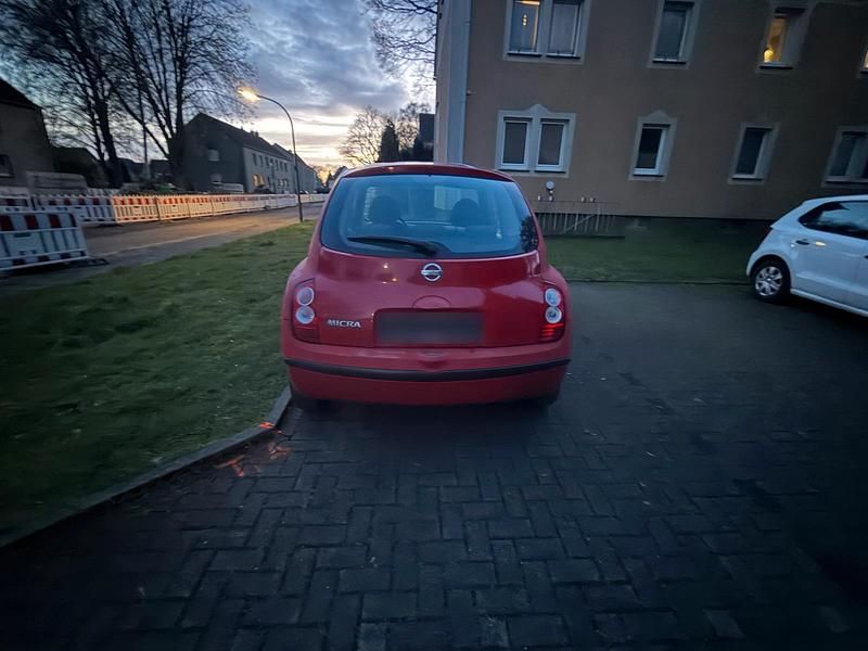 Gebraucht Nissan Micra 65 PS (47 kW) 2007 Rot Kleinwagen