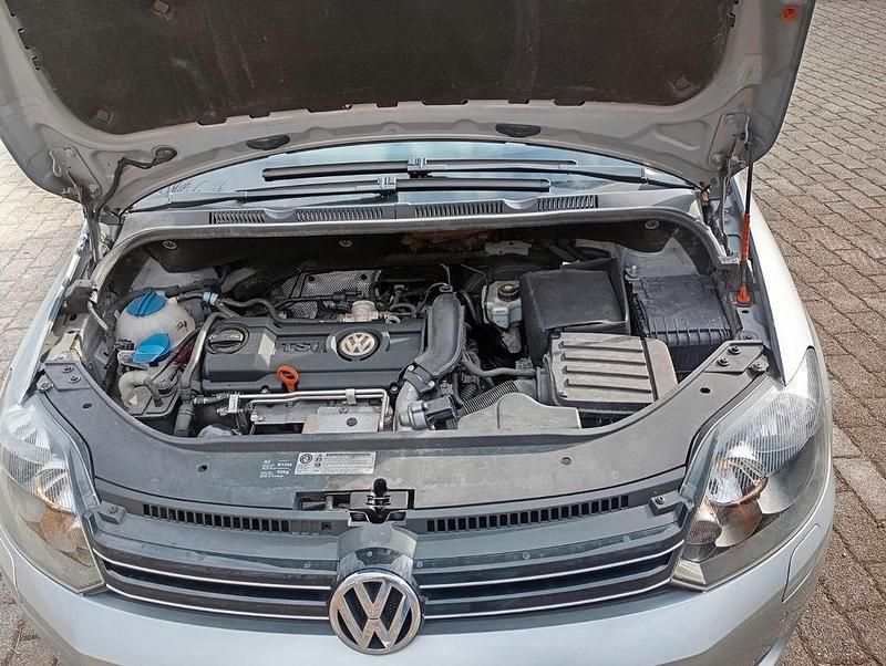 Gebraucht VW Golf Plus Cross Comfortline 122 PS (89 kW) 2010 Silber Van / Kleinbus