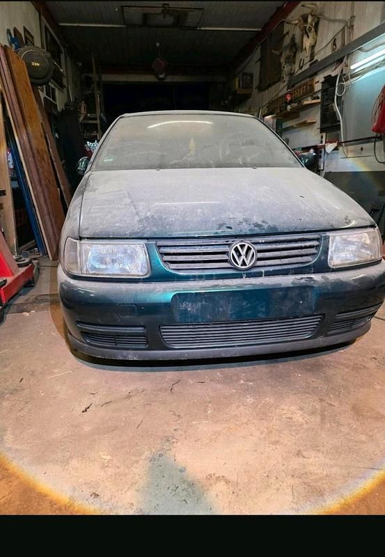 Gebraucht VW Polo 50 PS (36 kW) 1997 Grün Kleinwagen