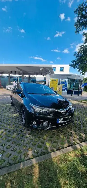 Gebraucht Toyota Auris Edition-S 116 PS (85 kW) 2017 Limousine