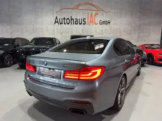 Gebraucht BMW M550 Performance 400 PS (294 kW) 2017 Blau Limousine