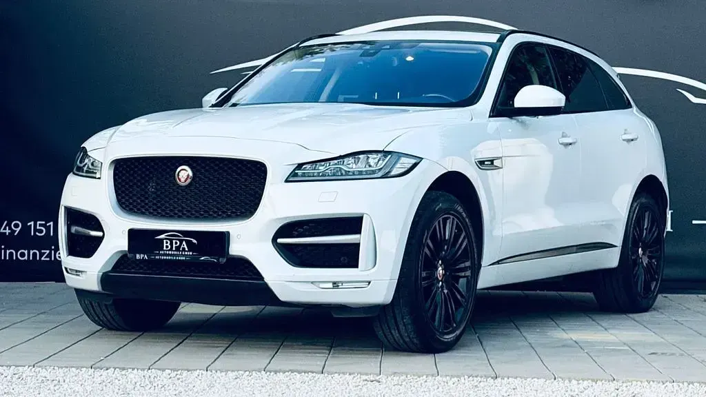 Gebraucht Jaguar F-Pace R-Sport 179 PS (131 kW) 2016 Weiß SUV