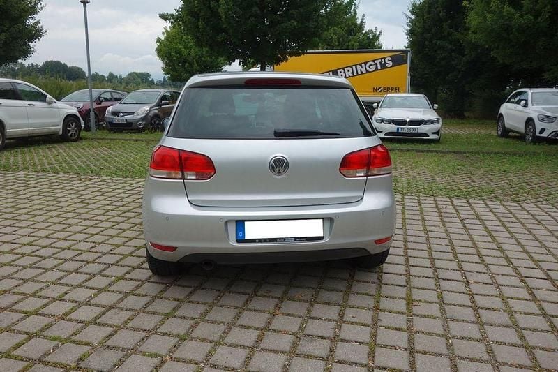 Gebraucht VW Golf VII Style 105 PS (77 kW) 2012 Silber Limousine