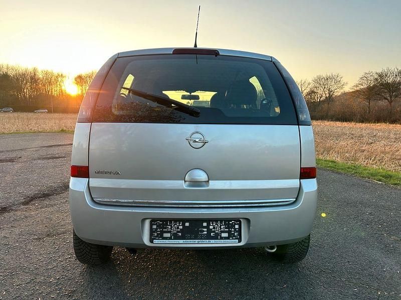 Gebraucht Opel Meriva Edition 90 PS (66 kW) 2007 Silber Van / Kleinbus