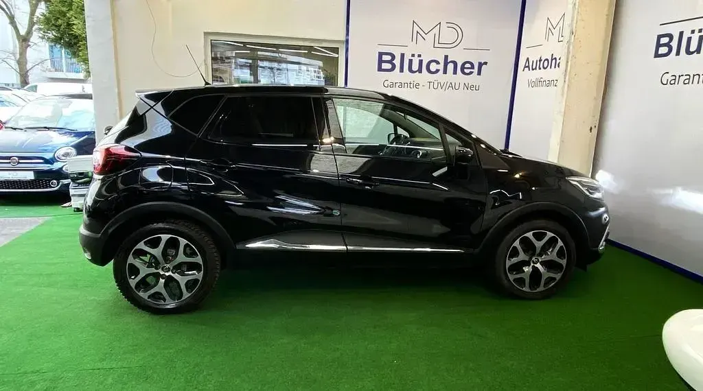 Używany Renault Captur Intens 118 KM (86 kW) 2018 Czarny SUV
