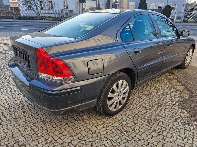 Gebraucht Volvo S60 140 PS (102 kW) 2006 Grau Limousine
