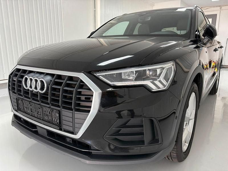 Schwarz Gebraucht 2021 Audi Q3 S-Line SUV | 25.800 € (Superpreis) - Bild 1/4