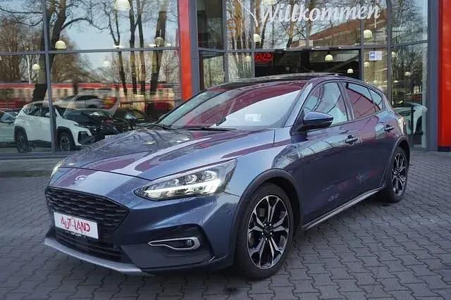 Usata Ford Focus Active 125 CV (91 kW) 2019 Blu Berlina