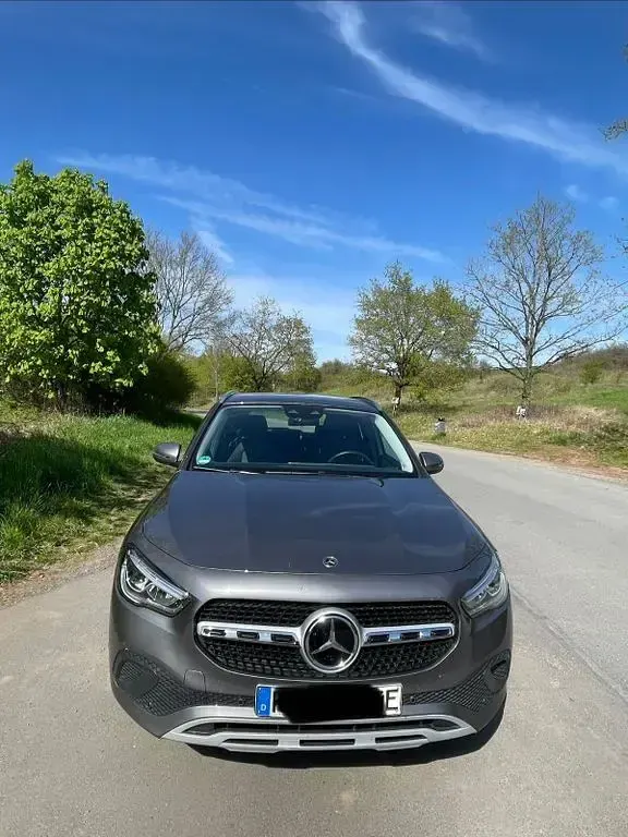 Gebraucht Mercedes GLA250 218 PS (160 kW) 2022 Grau SUV