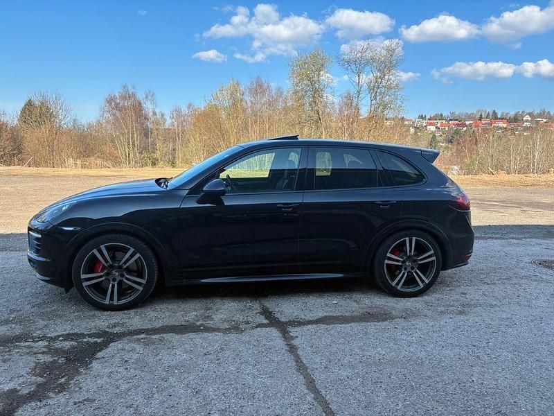 Gebraucht Porsche Cayenne GTS 420 PS (308 kW) 2012 Schwarz SUV