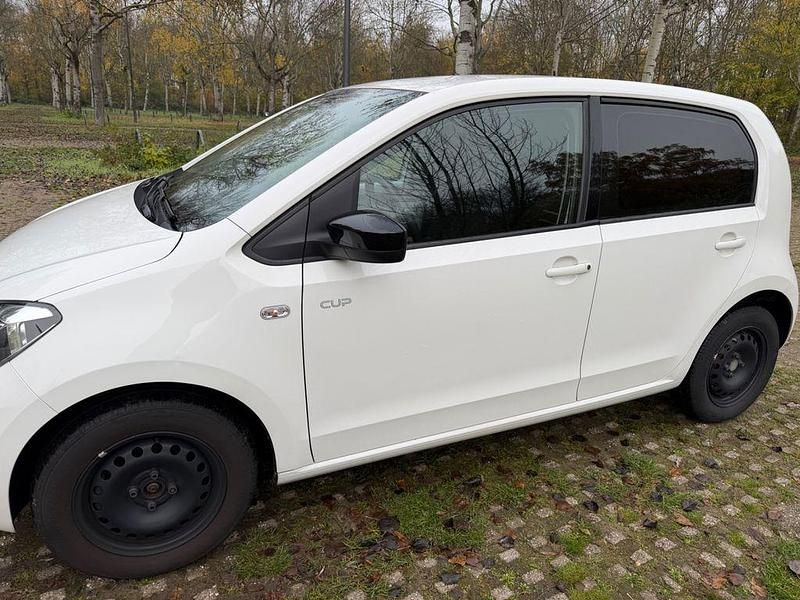 Gebraucht VW up! Cup 60 PS (44 kW) 2014 Weiß Kleinwagen