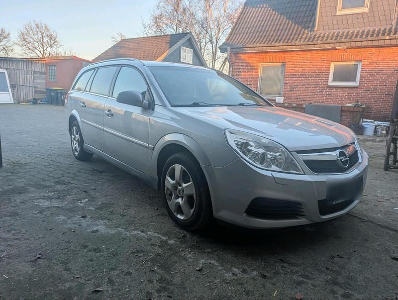 Gebraucht Opel Vectra 150 PS (110 kW) 2009 Silber Kombi