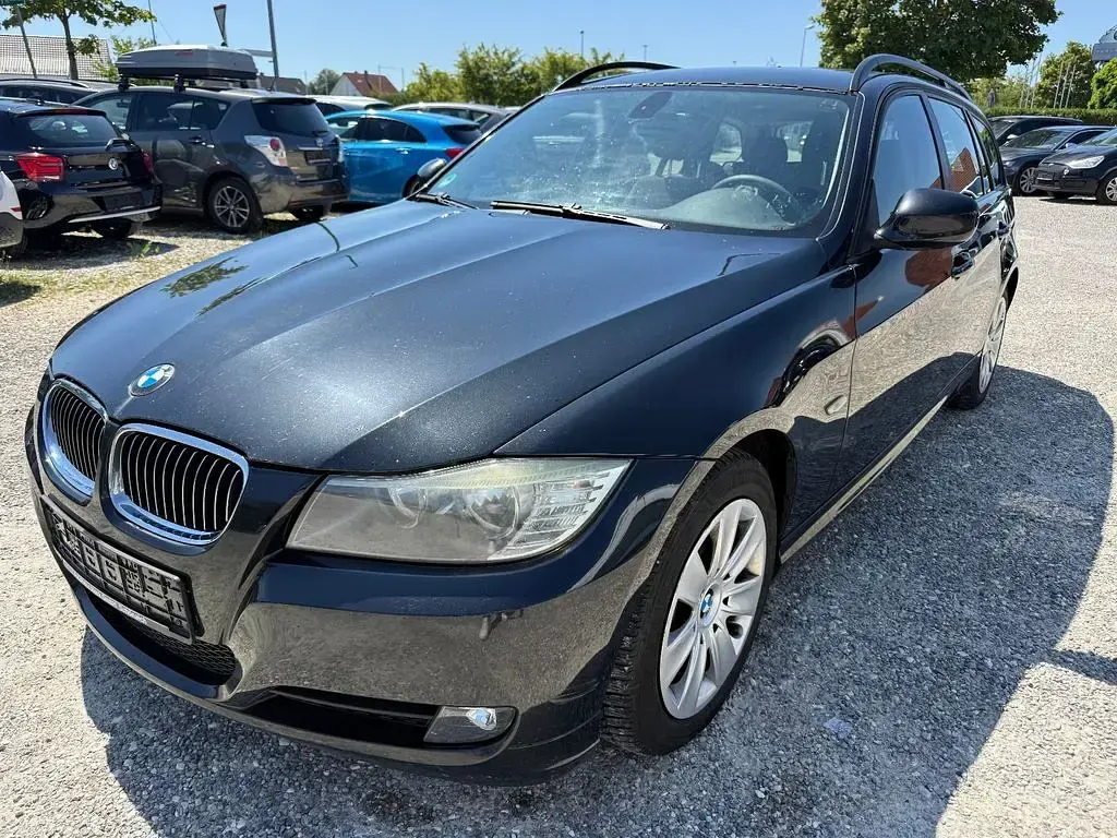 Gebraucht BMW 320 Comfort Edition 177 PS (130 kW) 2009 Schwarz Kombi