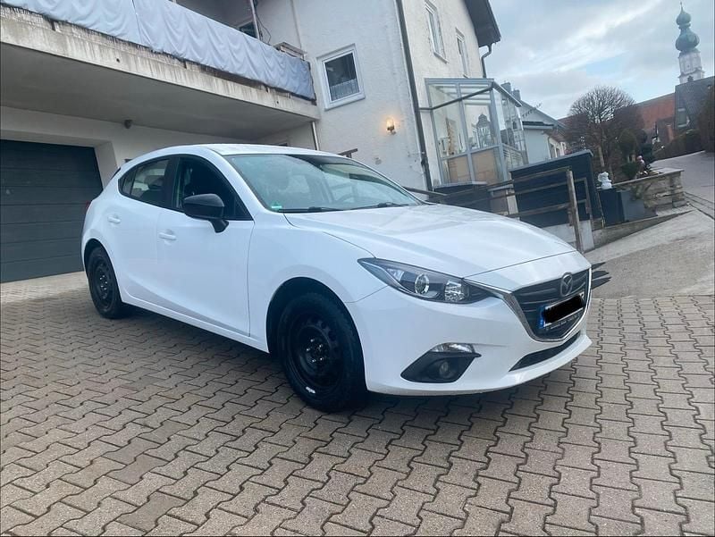 Gebraucht Mazda 3 101 PS (74 kW) 2016 Weiß Limousine