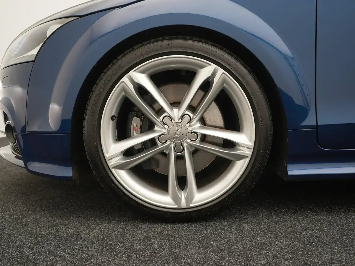 Gebraucht Audi TT Roadster Exclusive 272 PS (200 kW) 2013 Blau Cabrio