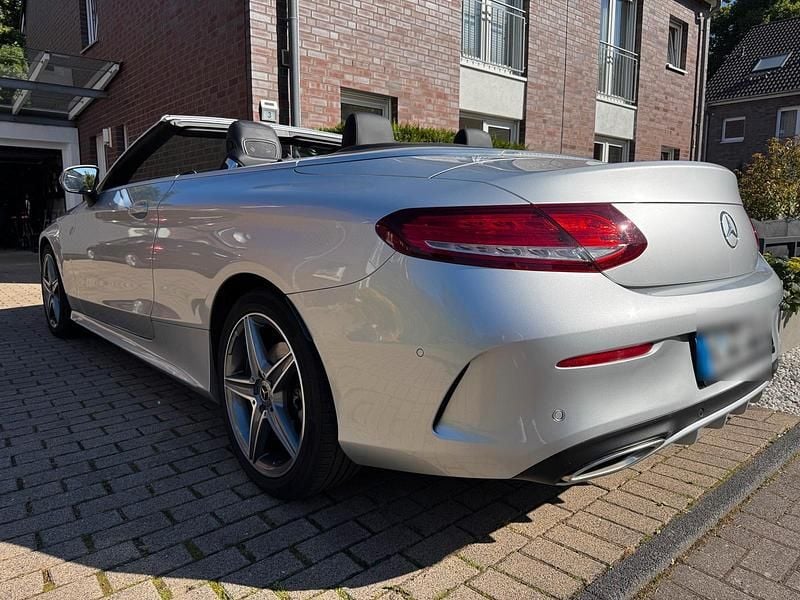 Gebraucht Mercedes C250 211 PS (155 kW) 2017 Silber Cabrio