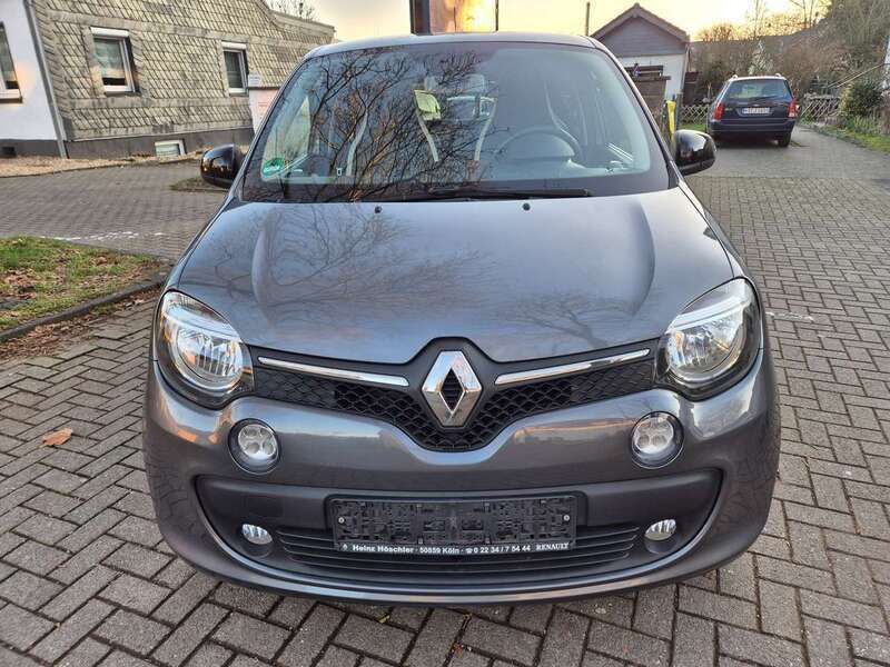 Lunar grey Gebraucht 2015 Renault Twingo Cosmic Kleinwagen | 5.700 € (Fairer Preis) - Bild 1/4