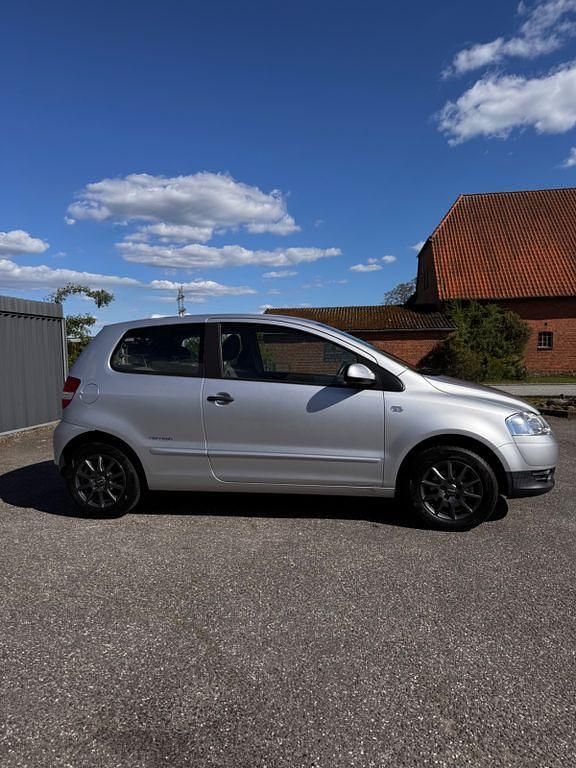 Usata VW Fox Refresh 55 CV (40 kW) 2010 Argento Utilitaria