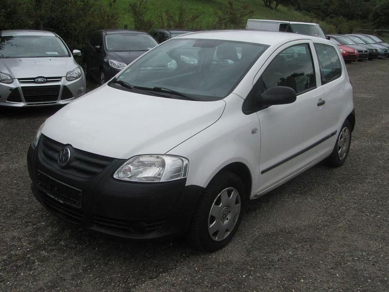 Weiß Gebraucht 2011 VW Fox Kleinwagen | 990 € (Superpreis) - Bild 1/4
