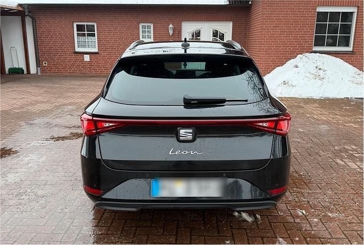 Gebraucht Seat Leon Style 150 PS (110 kW) 2021 Schwarz Kombi