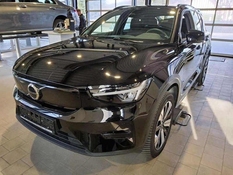 Gebraucht Volvo XC40 Core 169 kW (231 PS) 2023 Schwarz onyx black / metallic SUV