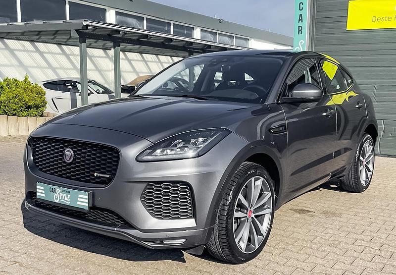 Grau Gebraucht 2018 Jaguar E-Pace R-Dynamic SUV | 24.680 € (Teuer) - Bild 1/1
