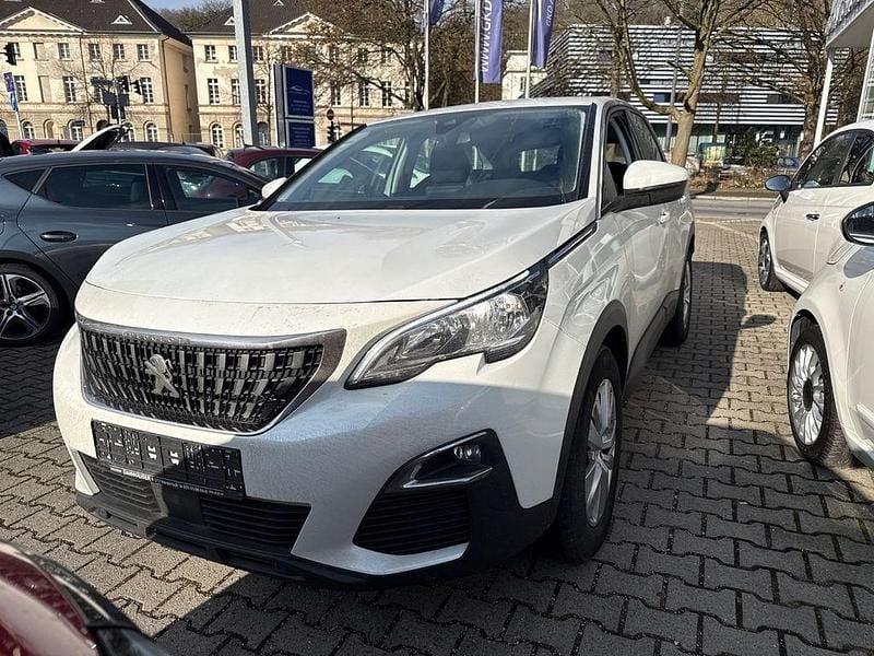 Weiß Gebraucht 2021 Peugeot 3008 Active SUV | 17.690 € (Guter Preis) - Bild 1/4