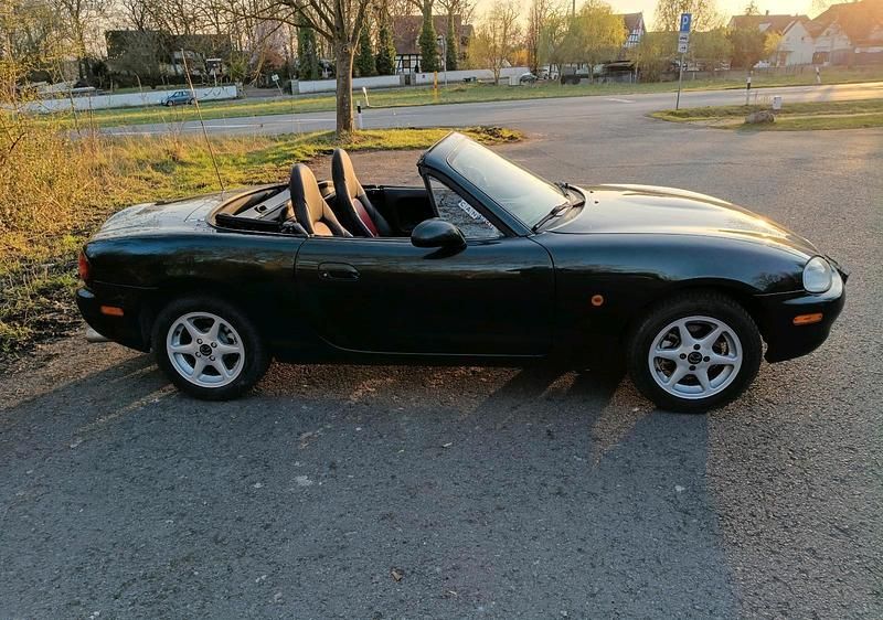 Gebraucht Mazda MX5 110 PS (80 kW) 2000 Grün Cabrio