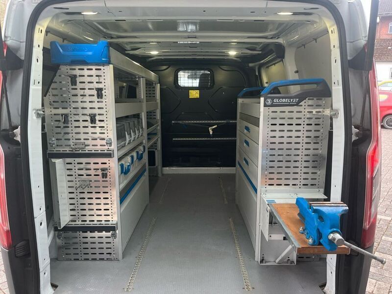 Weiß Gebraucht 2016 Ford Transit Custom Van / Kleinbus | 10.450 € (Etwas zu teuer) - Bild 1/4